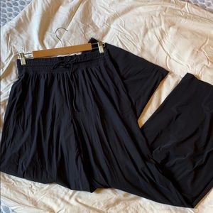 Lululemon Lab wide leg pants